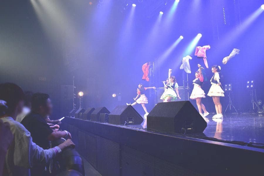 LIVE PRO FESTIVA